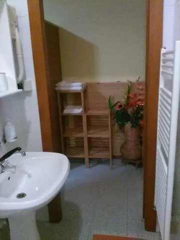 La Casa Del Barbarossa Otel Como 0*,  İtalya